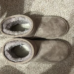 UGG Mini boots size 7